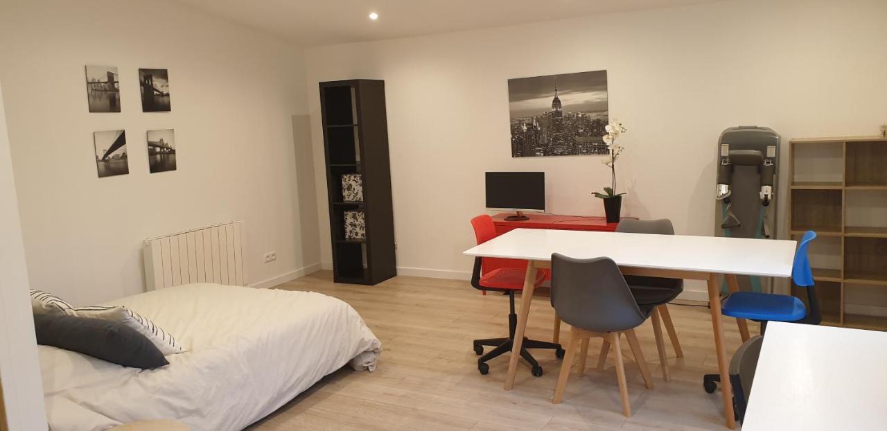 Adorable Studio 25M² Tres Calme Avec Parking Marselha Exterior foto