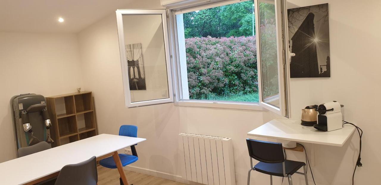 Adorable Studio 25M² Tres Calme Avec Parking Marselha Exterior foto